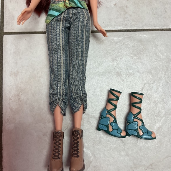 Barbie My Scene Chelsea Doll Shopping Spree - Picture 3 of 4